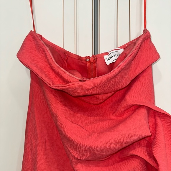 NEW SELFIE LESLIE SASHA CASCADE RUFFLE MIDI DRESS (1) - Picture 5 of 6